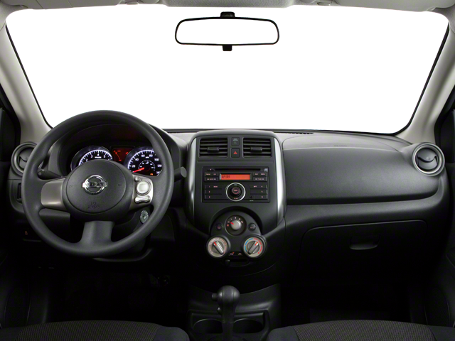 2013 Nissan VERSA SV