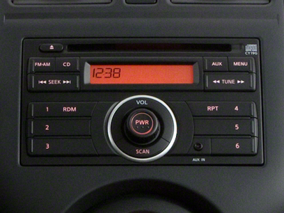 2013 Nissan VERSA SV